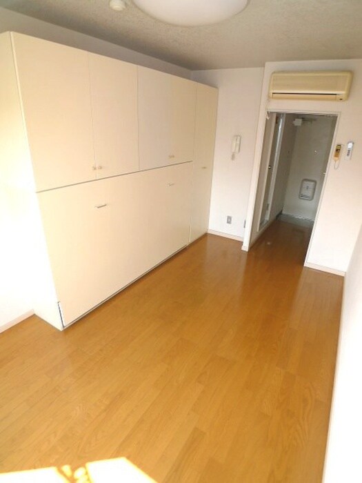 物件内観写真6　(居室)