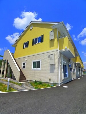 ソレイユ八幡外観写真