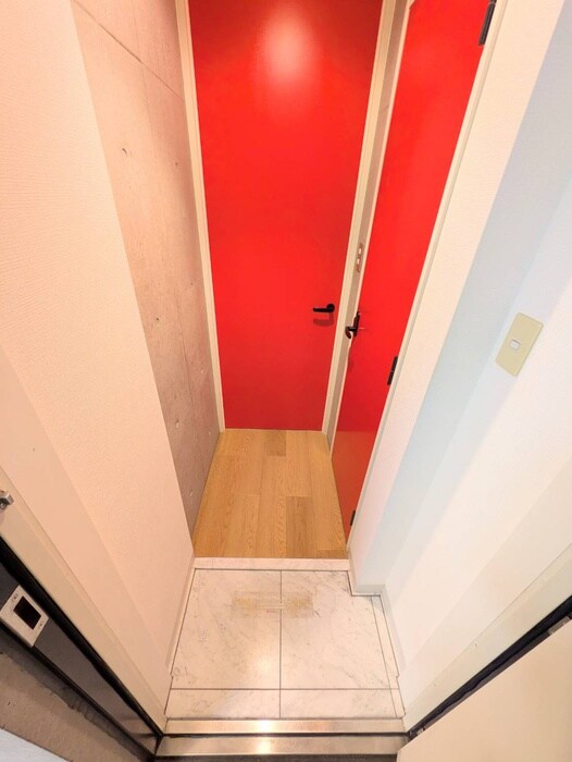 物件内観写真14　(玄関)