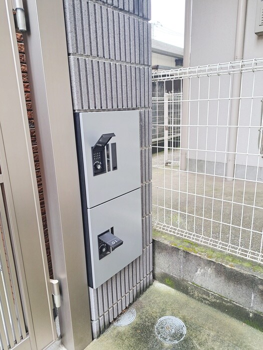 物件外観写真4　(建物設備)