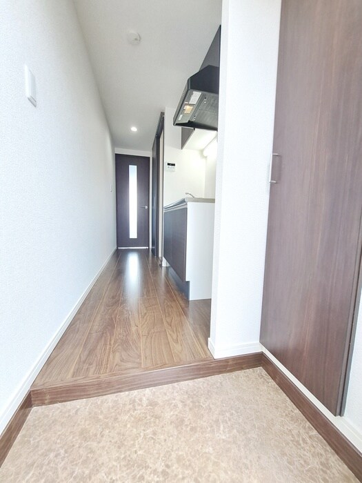 物件内観写真21　(玄関)