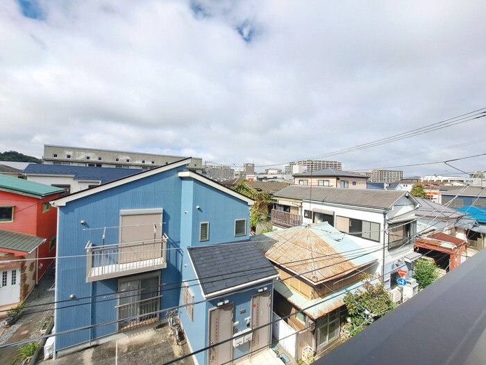 物件内観写真22　(室内からの展望)