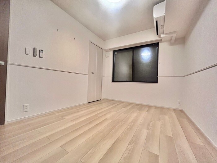 物件内観写真11　(居室)