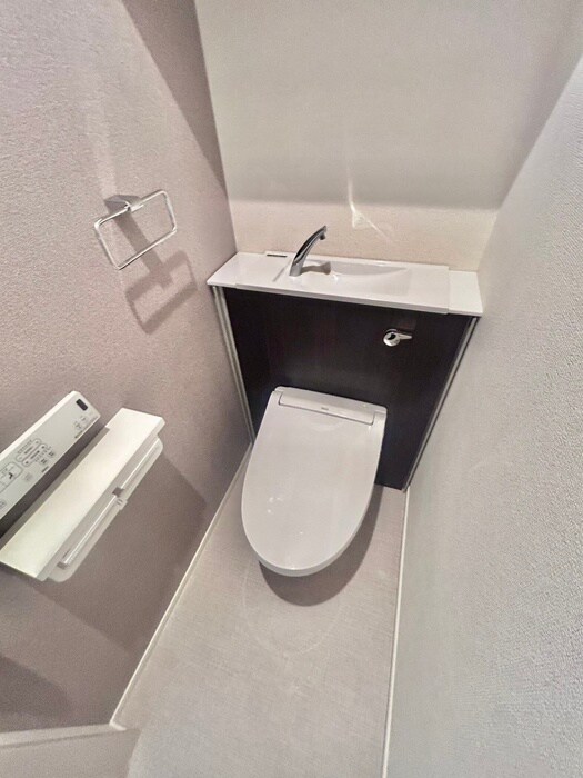 物件内観写真15　(トイレ)