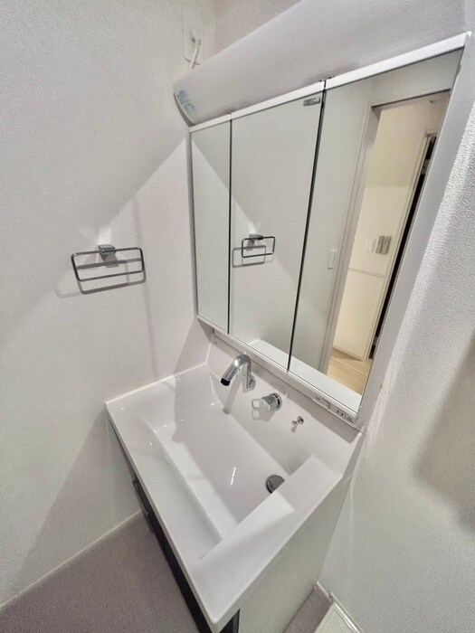 物件内観写真17　(洗面)