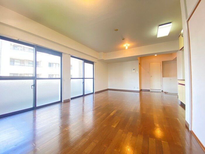 物件内観写真4　(居室)