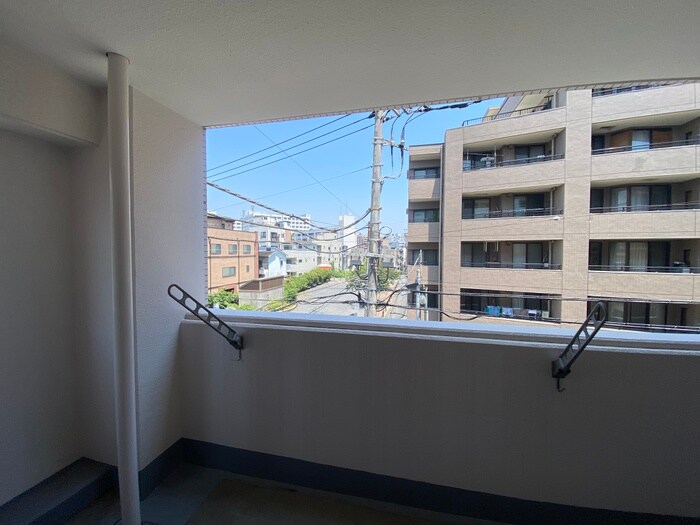 物件内観写真13　(室内からの展望)