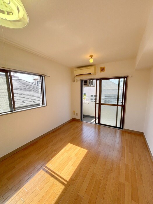 物件内観写真10　(内観写真)