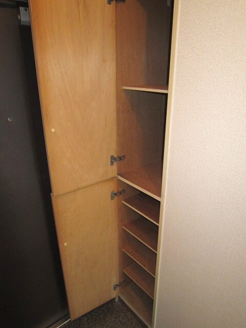 物件内観写真13　(靴箱)
