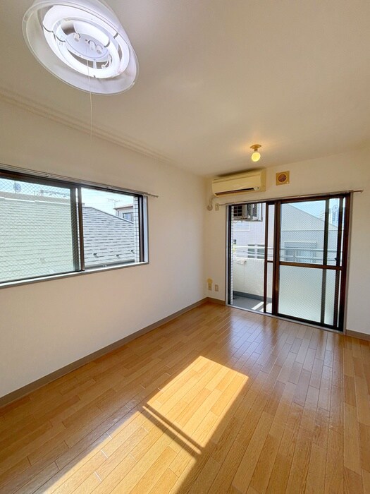 物件内観写真22　(居室)