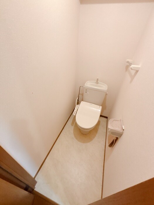 物件内観写真12　(トイレ)