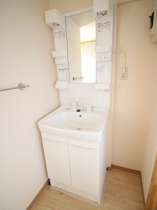 物件内観写真13　(洗面)