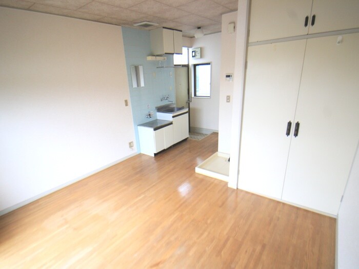 物件内観写真9　(居室)