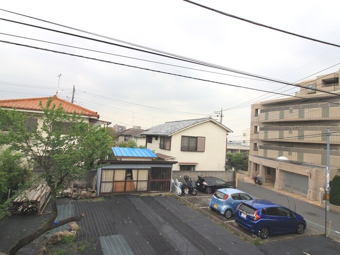 物件内観写真18　(室内からの展望)