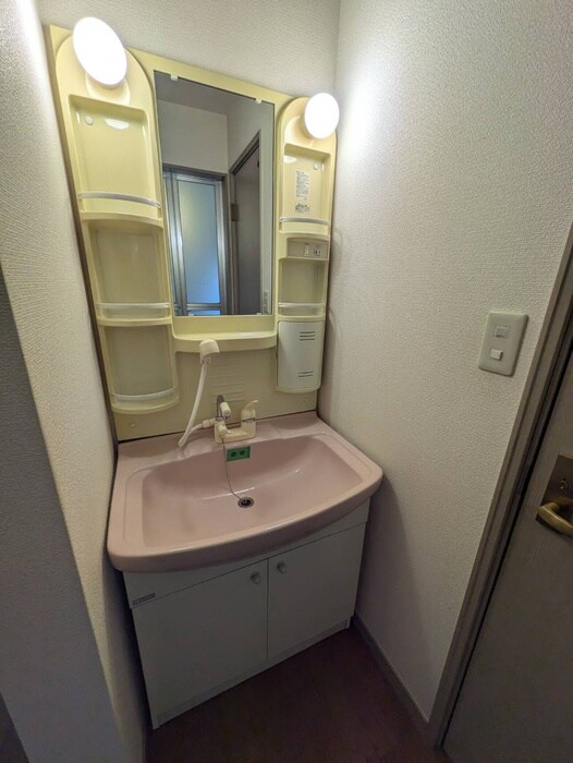 物件内観写真11　(洗面)