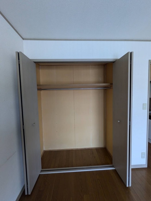 物件内観写真12　(収納)