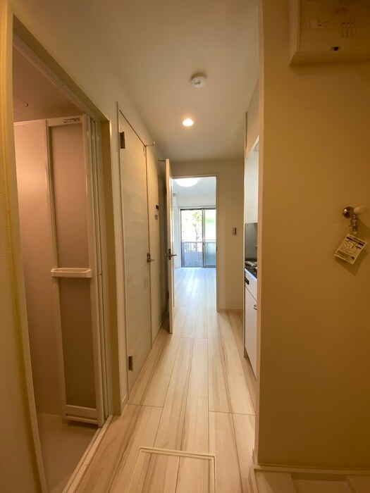 物件内観写真13　(廊下)