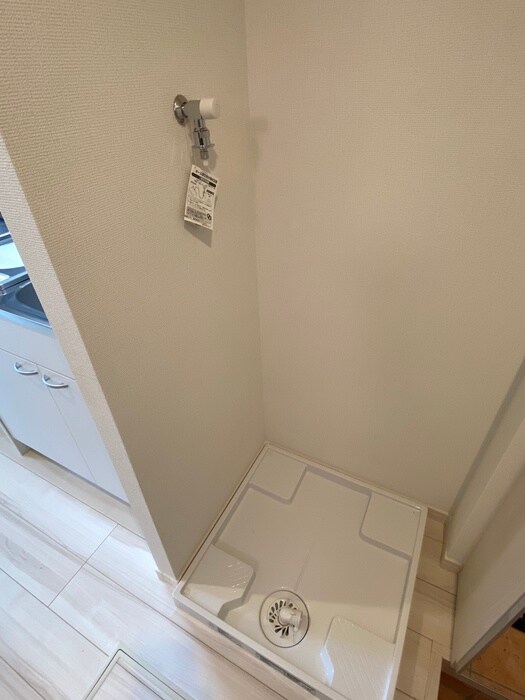 物件内観写真17　(洗濯機置場)