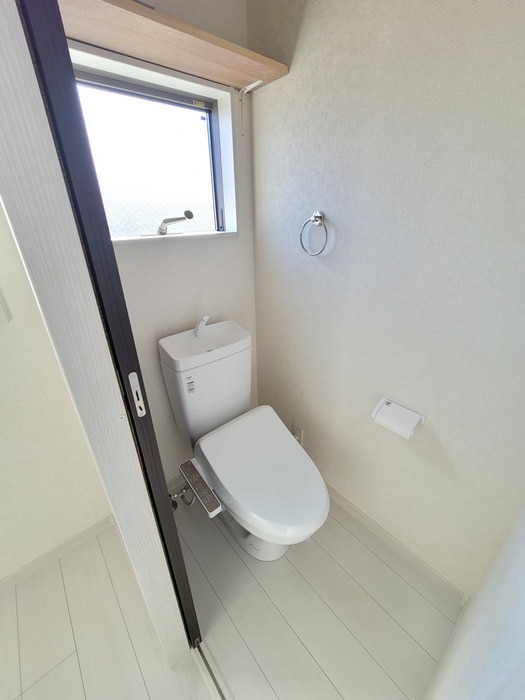 物件内観写真12　(トイレ)