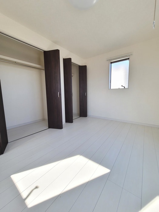 物件内観写真13　(収納)