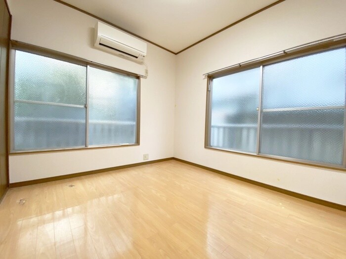 物件内観写真8　(居室)