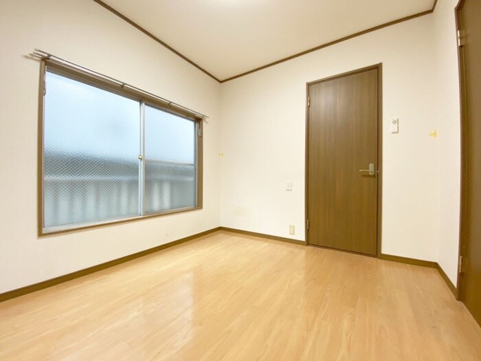 物件内観写真17　(居室)