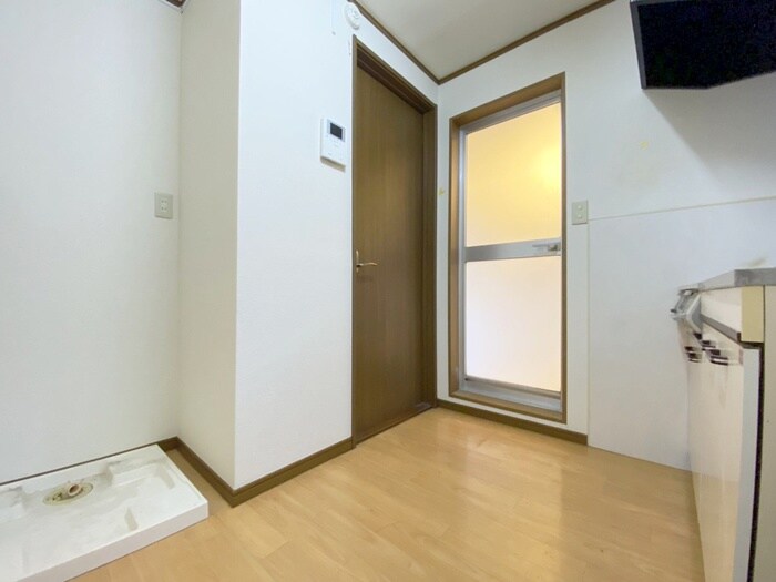 物件内観写真19　(廊下)