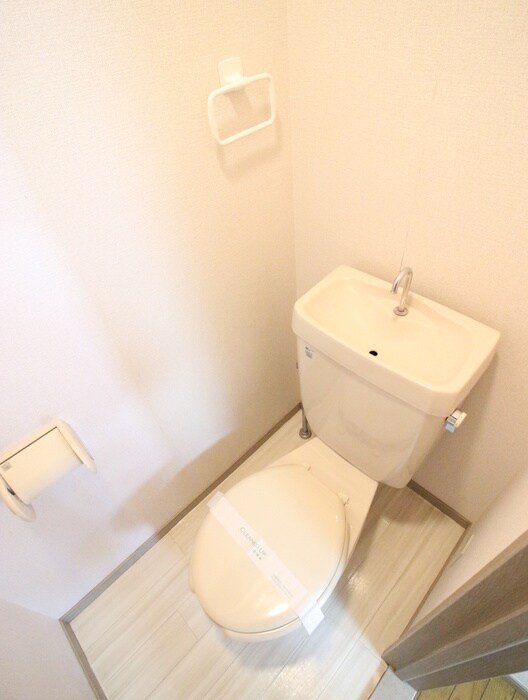 物件内観写真14　(トイレ)