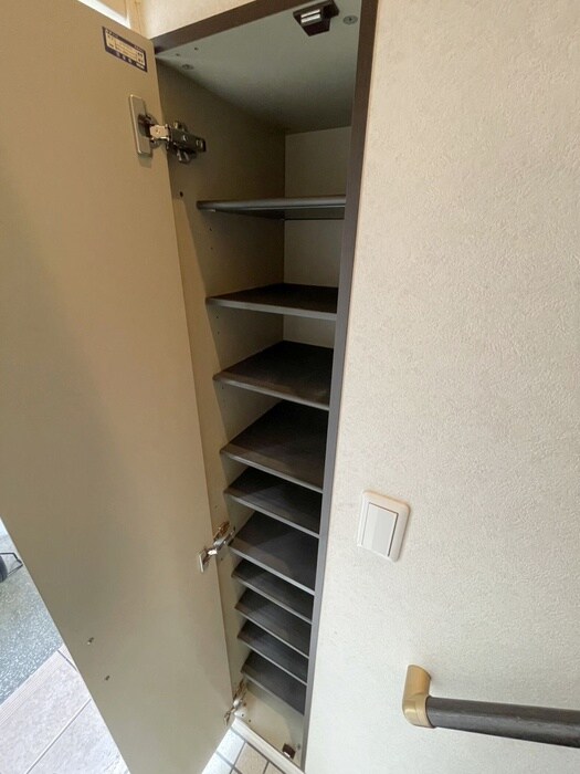 物件内観写真17　(靴箱)
