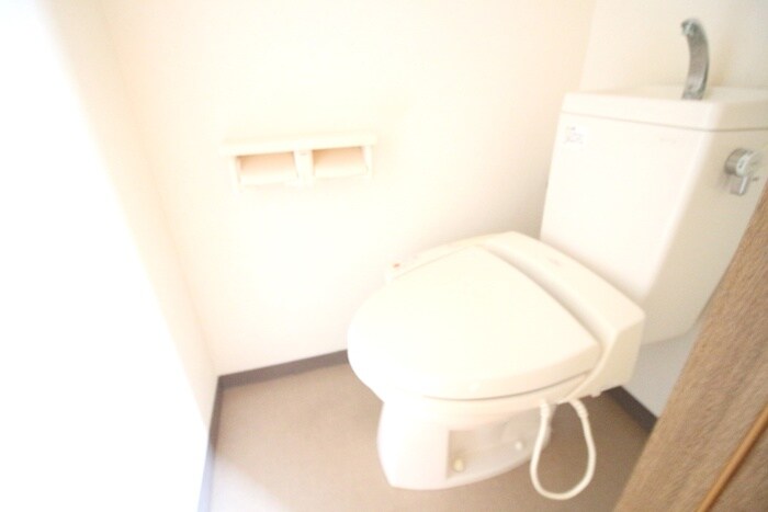 物件内観写真12　(トイレ)