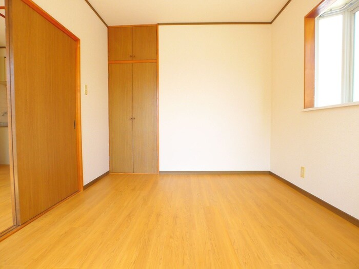 物件内観写真5　(居室)