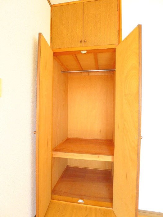 物件内観写真16　(収納)