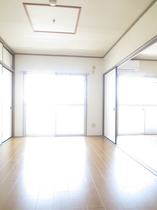 物件内観写真10　(居室)