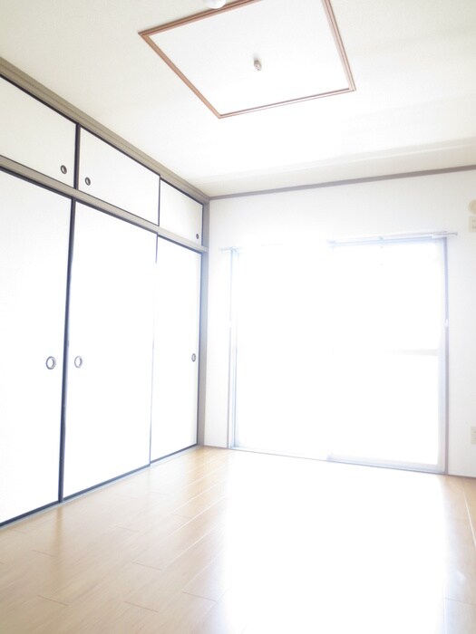 物件内観写真16　(居室)