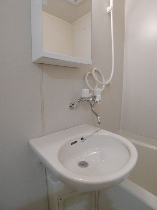 物件内観写真13　(洗面)
