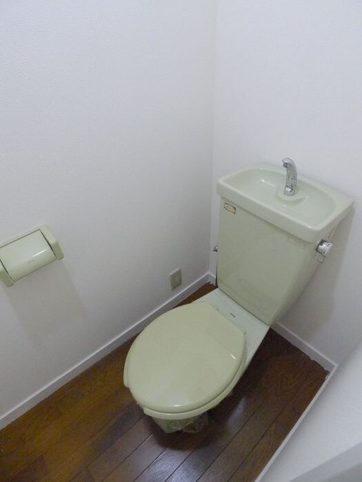 物件内観写真14　(トイレ)