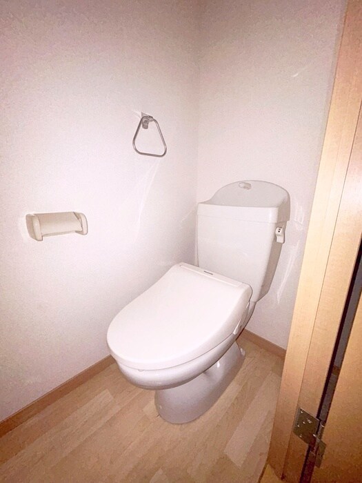 物件内観写真10　(トイレ)