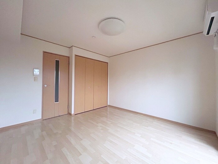 物件内観写真13　(居室)