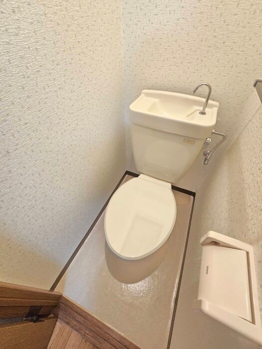 物件内観写真11　(トイレ)