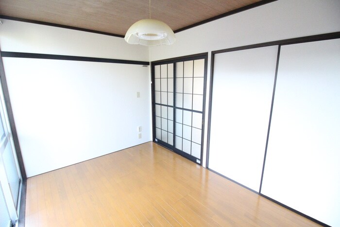 物件内観写真9　(居室)