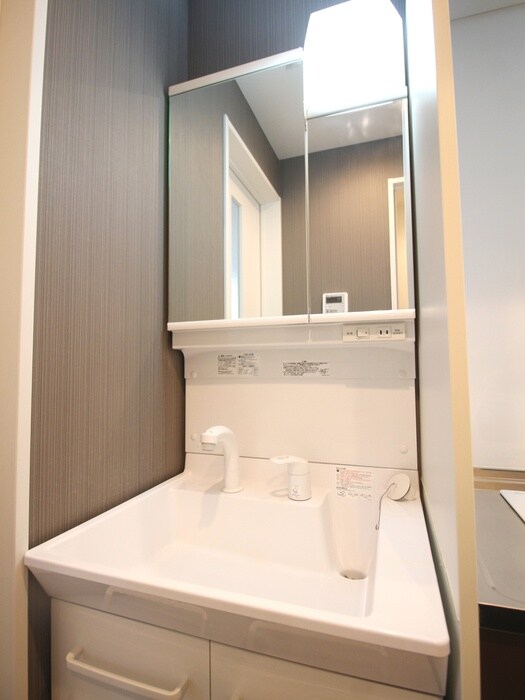 物件内観写真15　(洗面)