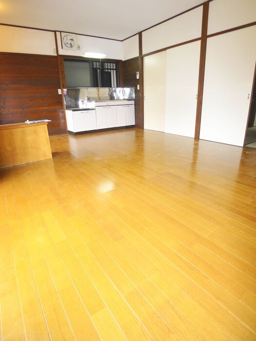 物件内観写真8　(居室)