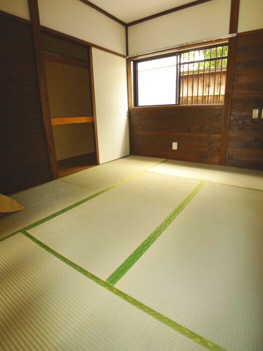 物件内観写真10　(居室)