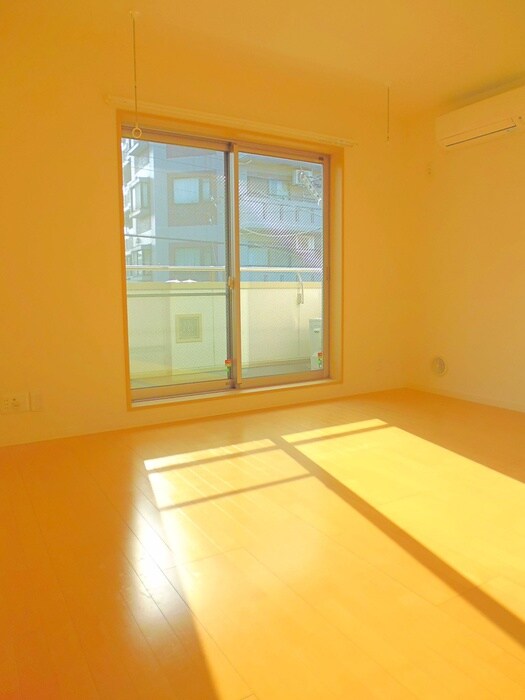 物件内観写真5　(居室)