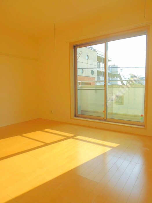 物件内観写真6　(居室)