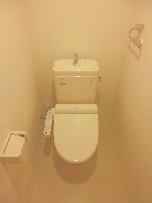 物件内観写真11　(トイレ)