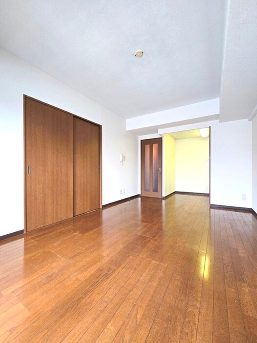 物件内観写真6　(居室)