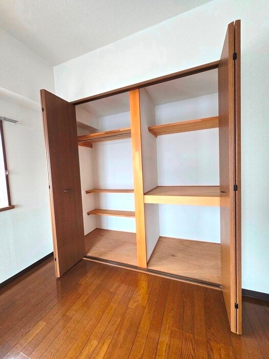 物件内観写真7　(収納)