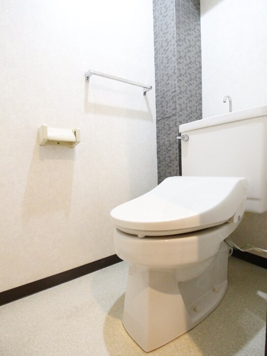 物件内観写真9　(トイレ)