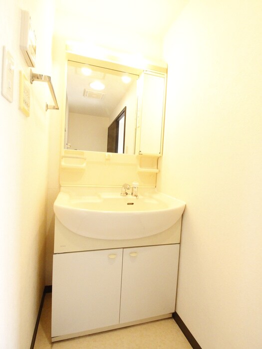 物件内観写真10　(洗面)